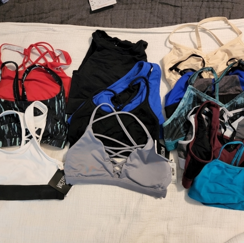 Lot of 13+ XS Sports / Yoga Bras‎